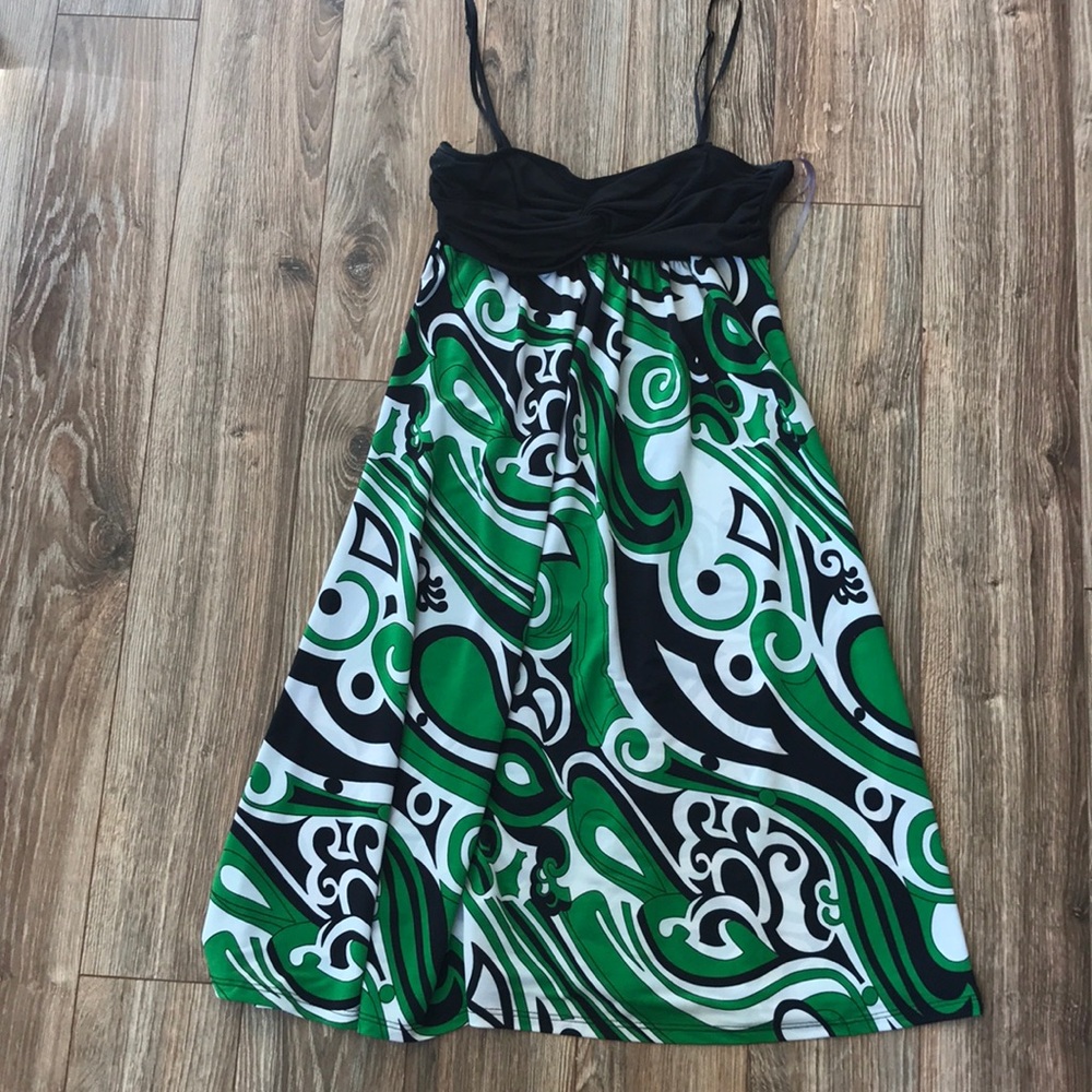 Black/green/white spaghetti strap dress